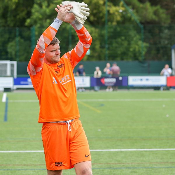 Binfield goalkeeper Chris Grace. Photo: Neil Graham.